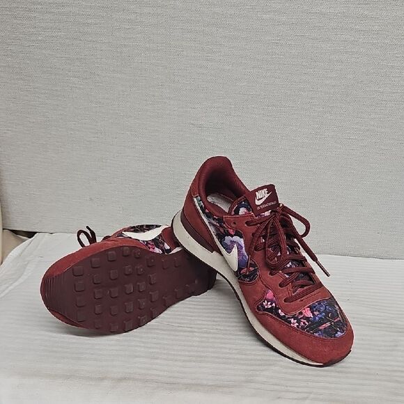 NIKE INTERNATIONALIST PREMIUM TEAM FLORAL BFPM-04-277 - Picture 1 of 10